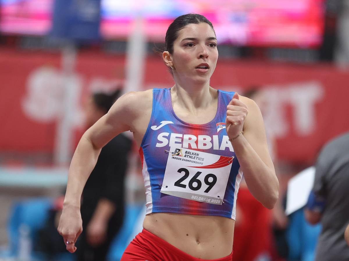  Aleksandra Pešić 