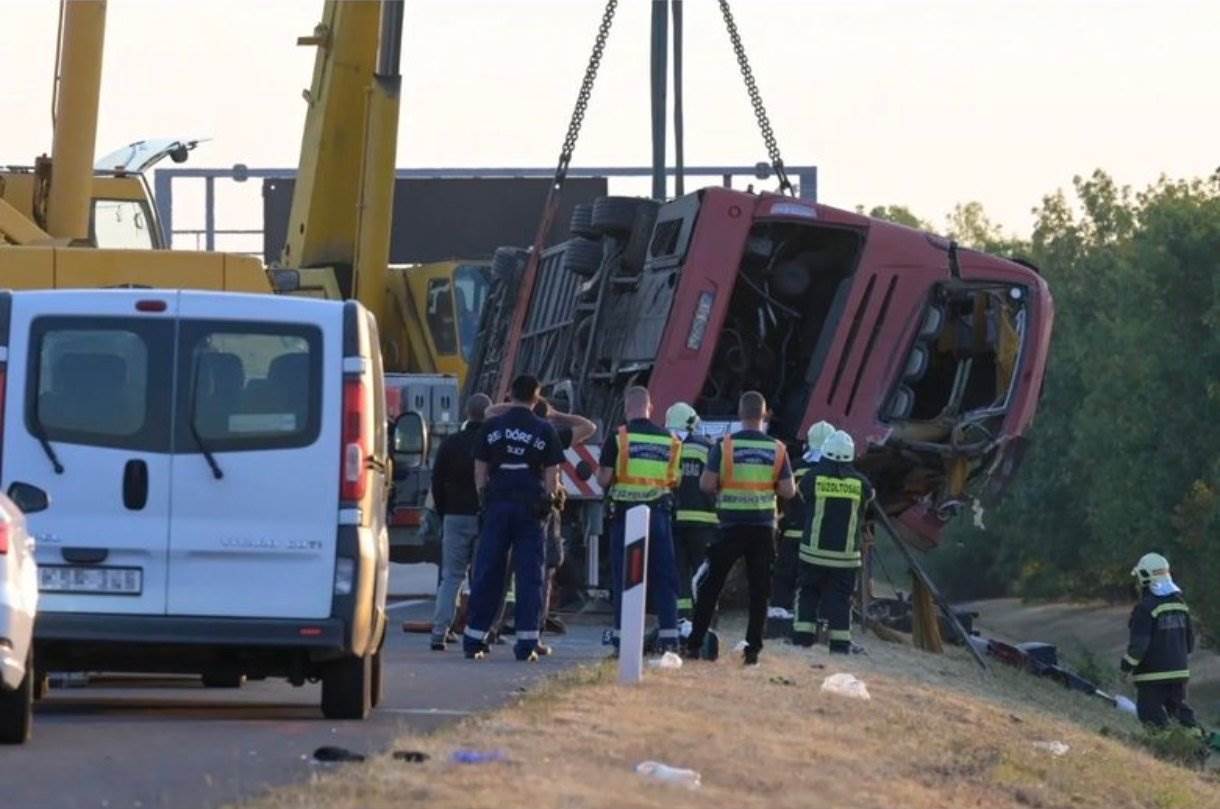  nesreća autobus mađarska 