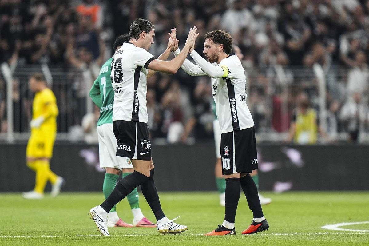  dusan vlahovic debitovao za besiktas 
