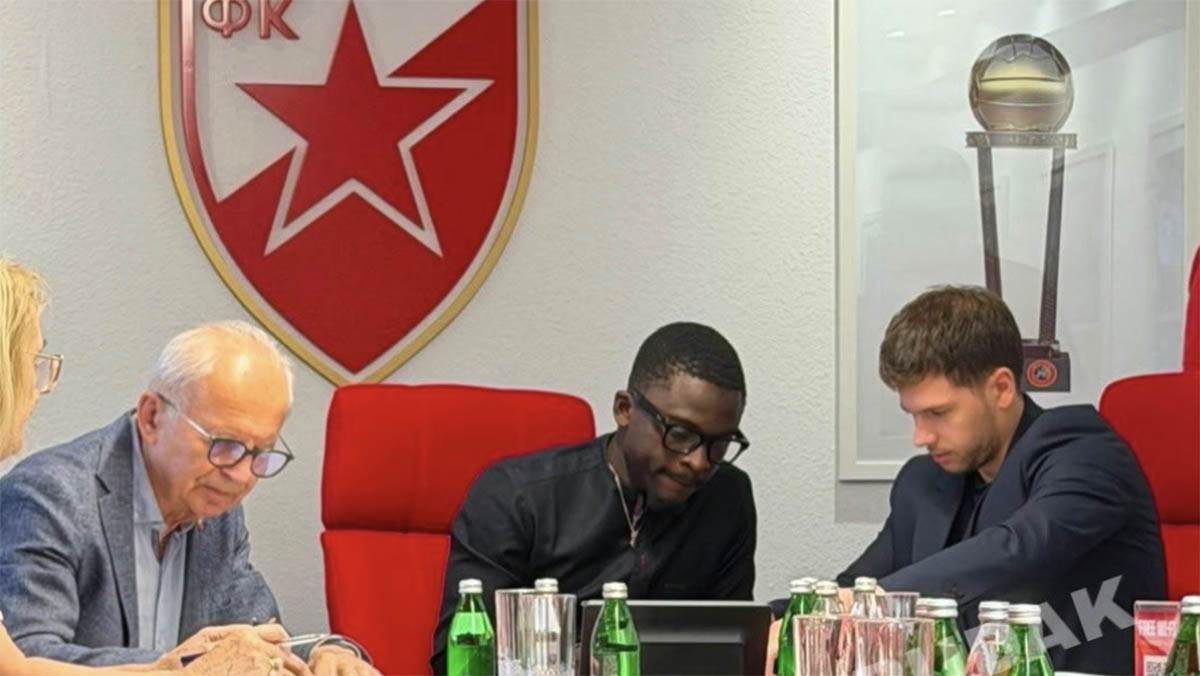  Bamba Dijeng potpisao za Crvenu zvezdu 