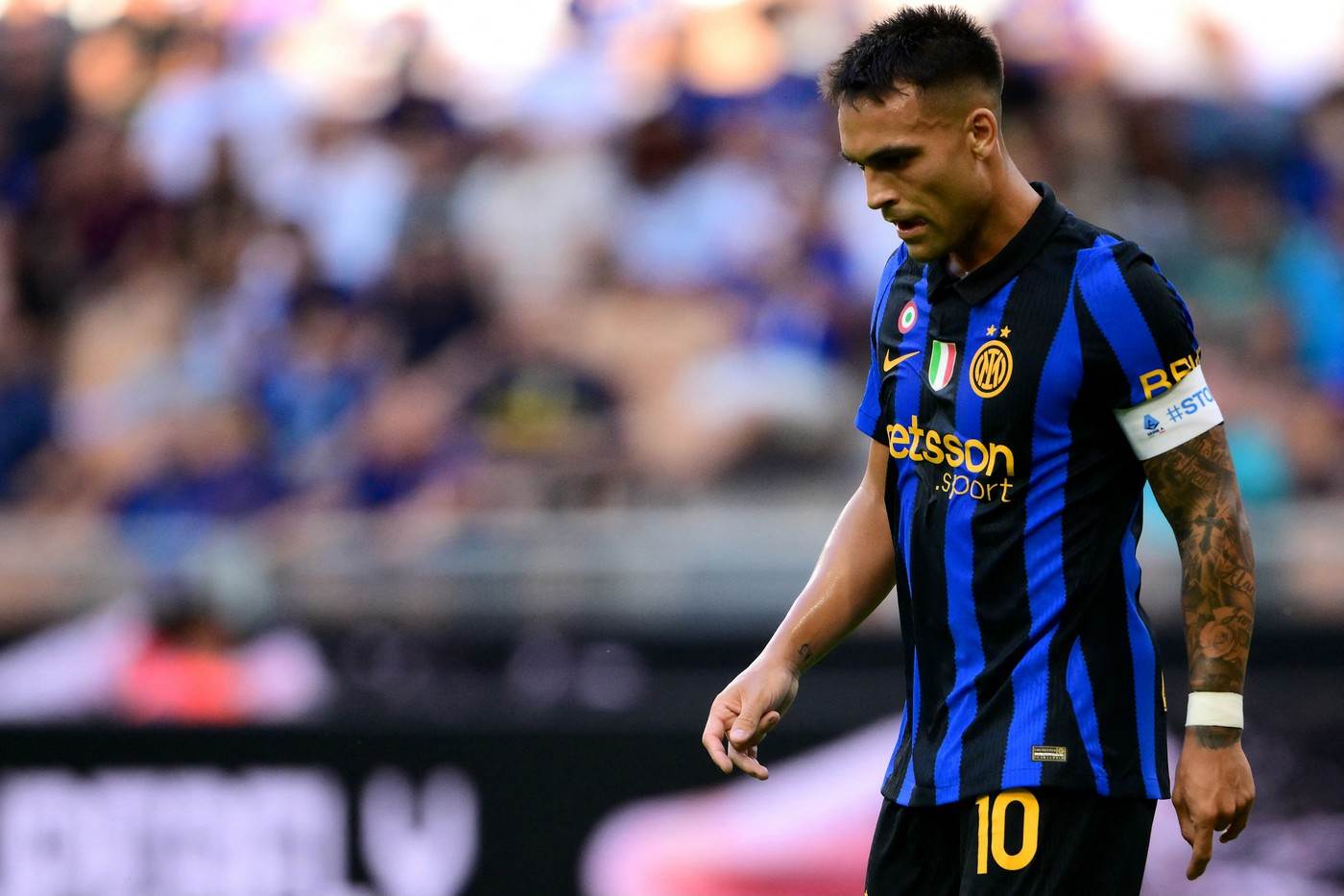  Lautaro Martinez 