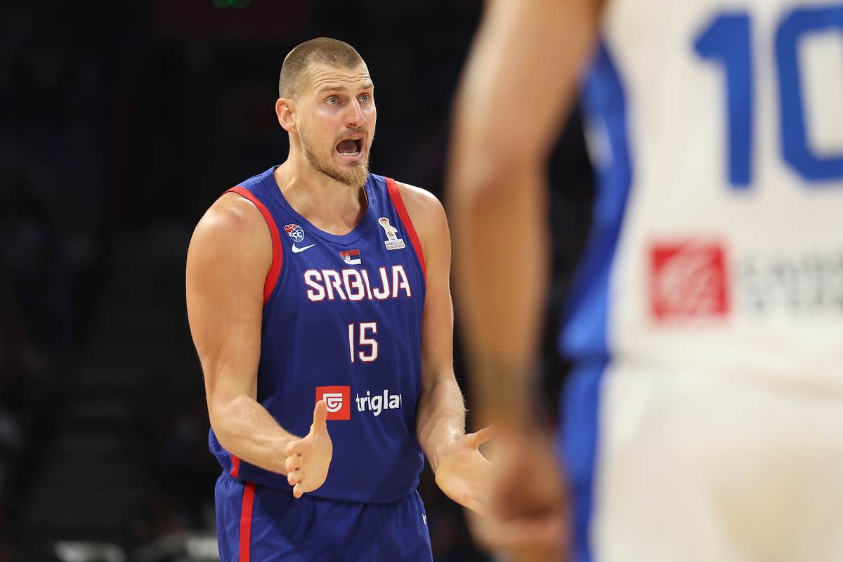  Srbija i Francuska igraju novi prijateljski meč 