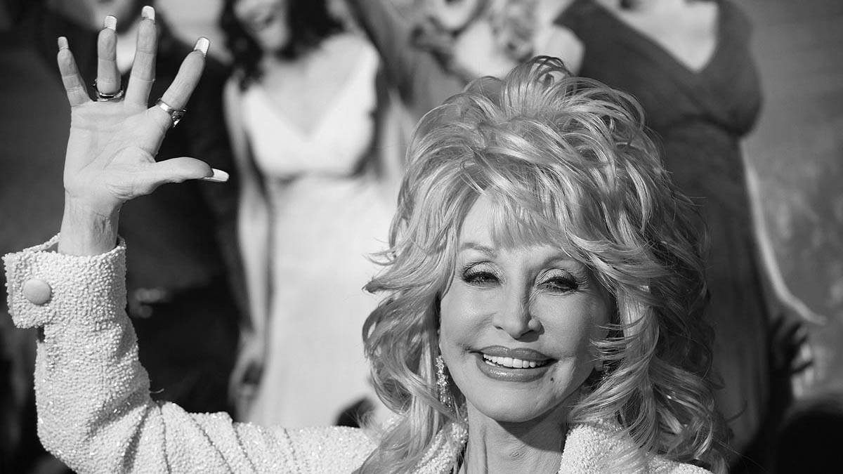  Umrla Doli Parton 