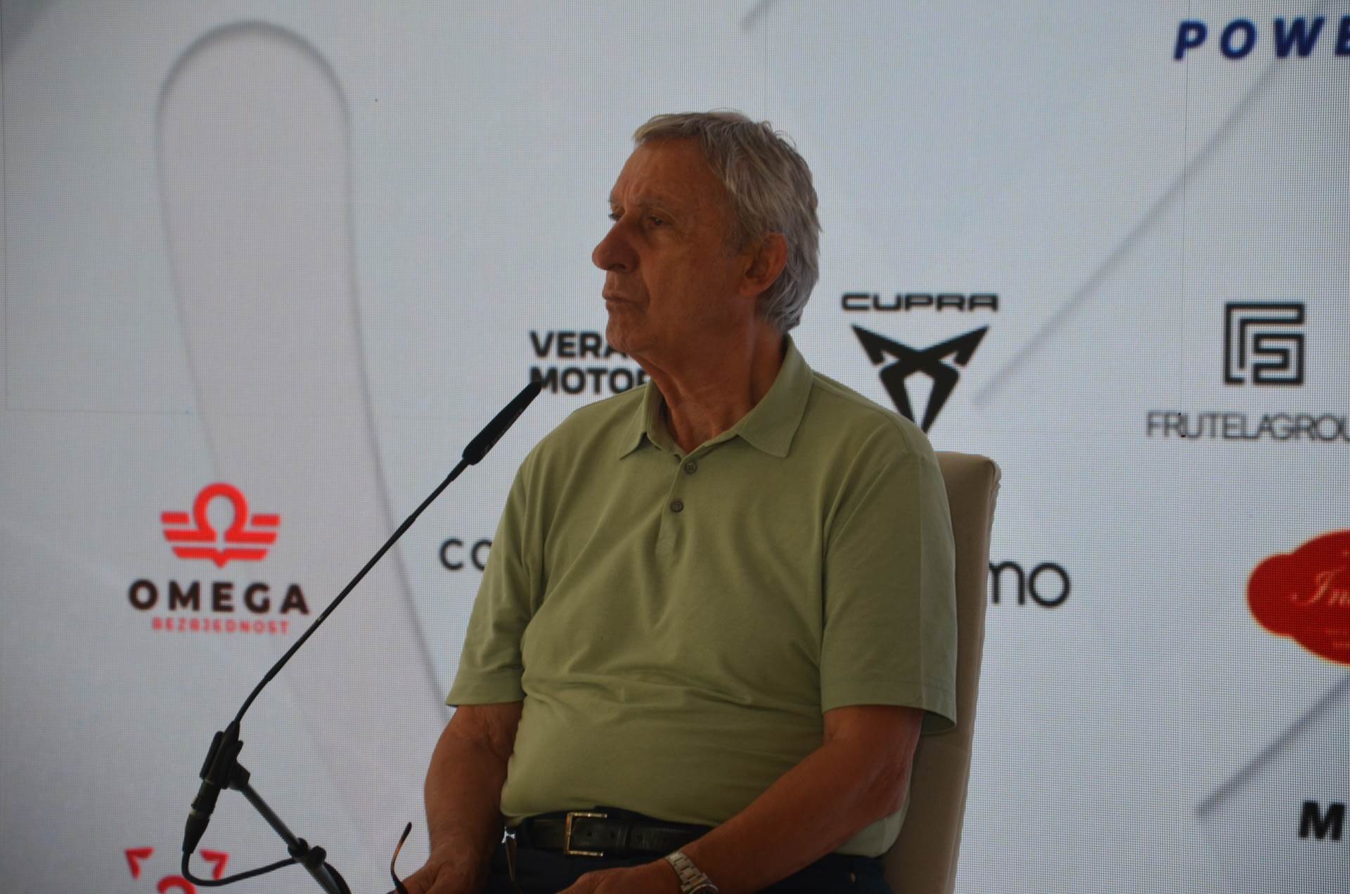  Svetislav Pešić 