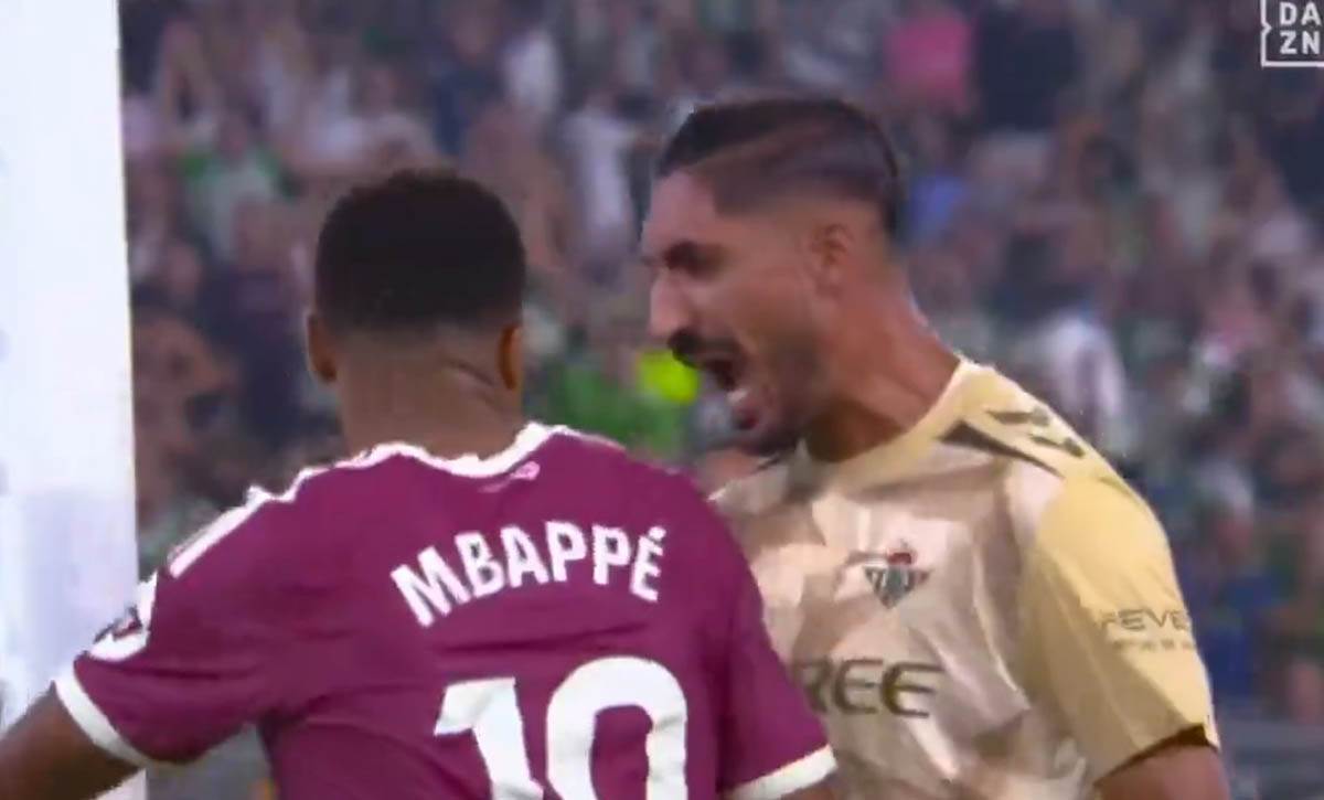  Golman Betisa se narugao Mbapeu 