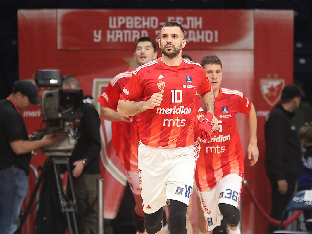  Crvena zvezda o kraju karijere Branka Lazića 
