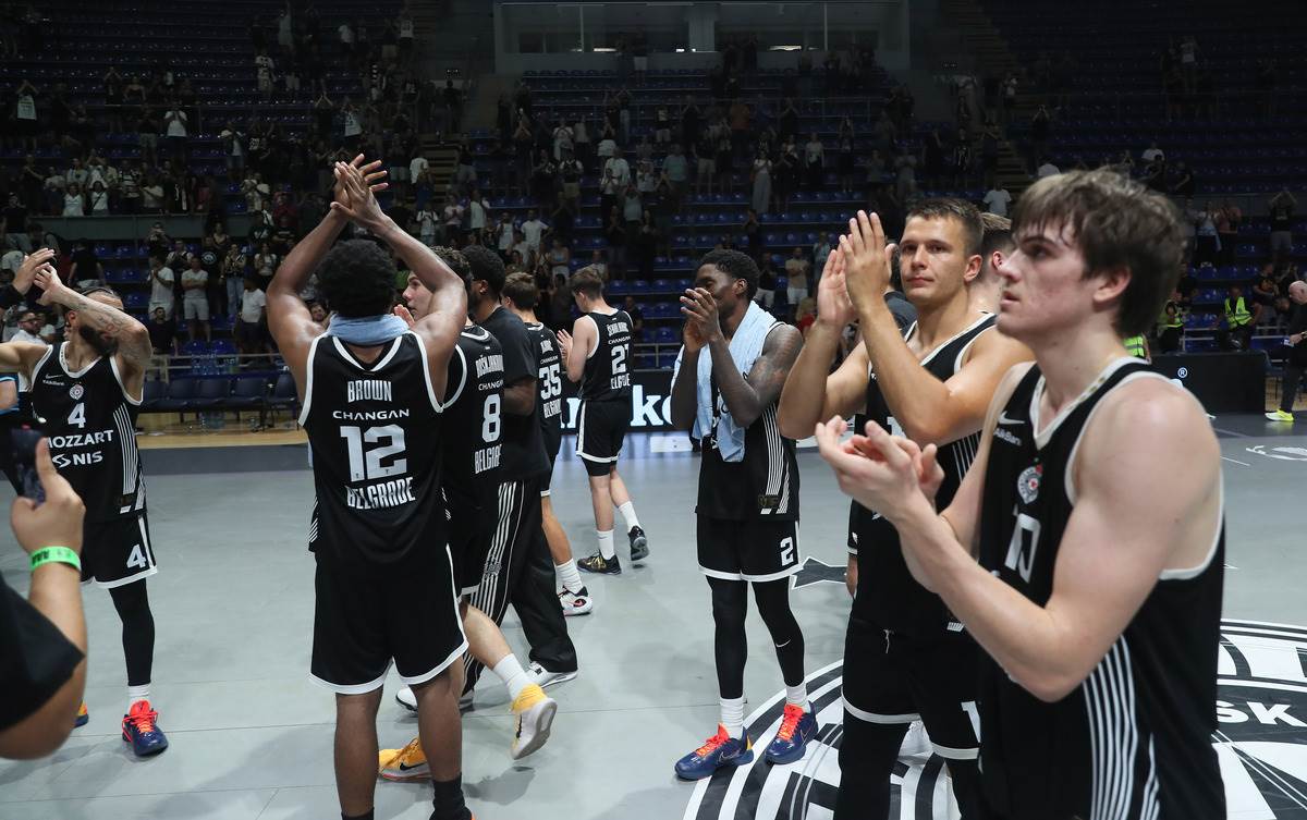  Uroš Mijailović napustio KK Partizan  