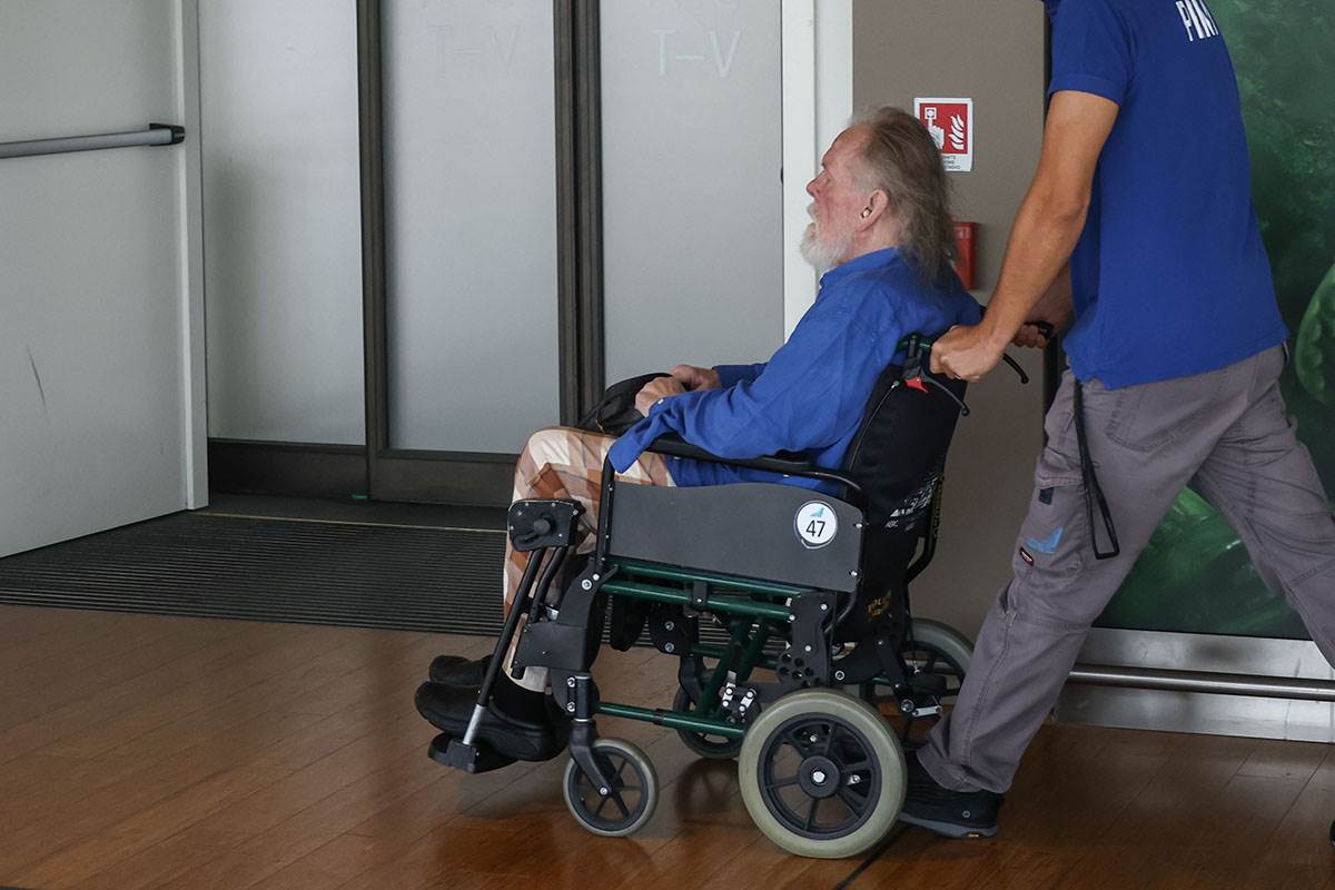  Nik Nolti došao u Veneciju u invalidskim kolicima 
