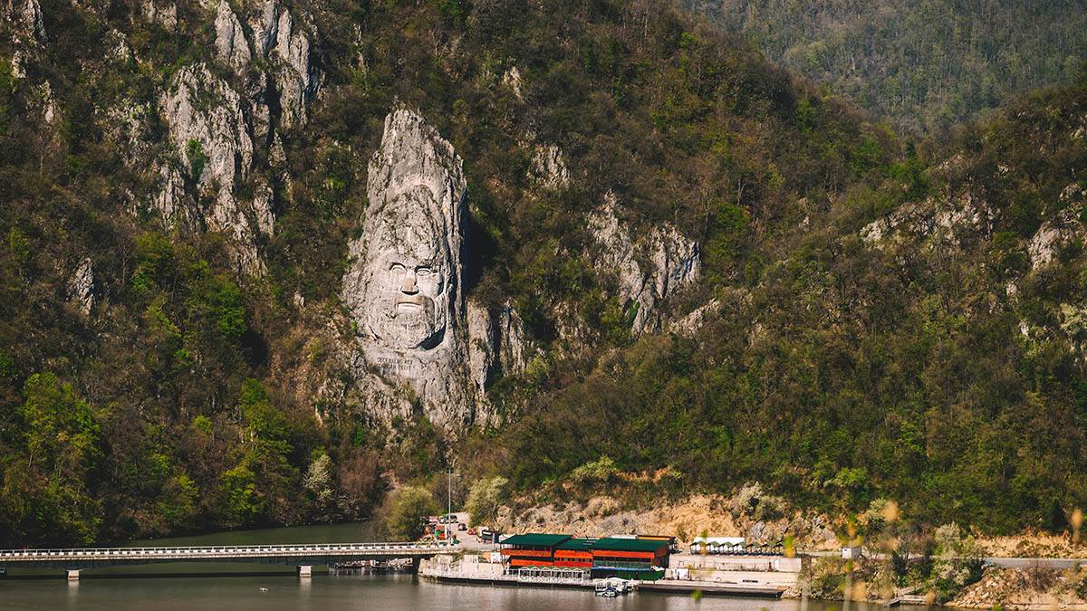  Đerdapska klisura krije najveću skulpturu u Evropi 