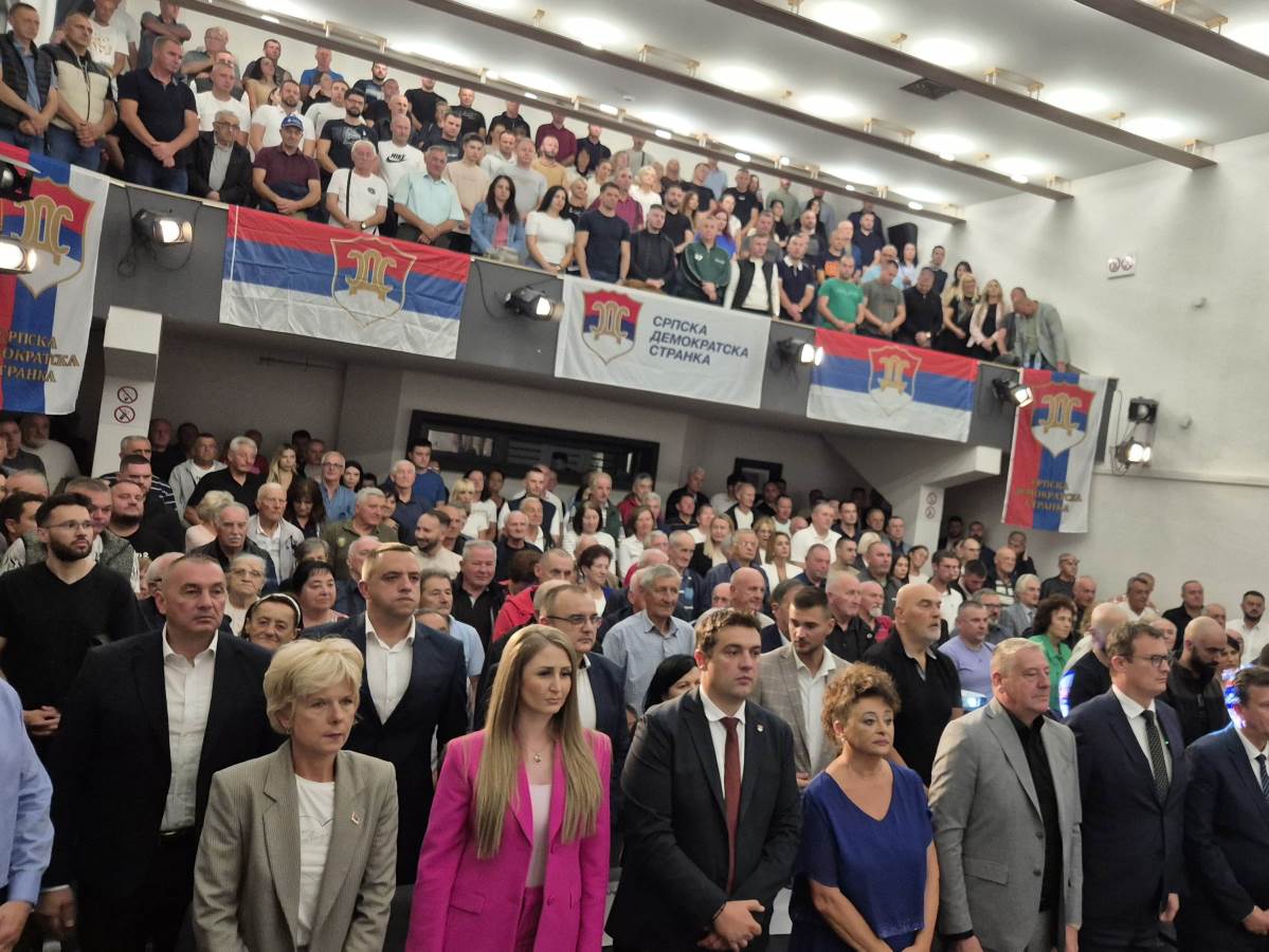  SDS na Palama: Božović o institucijama Srpske, Blanuša o transparentnosti 