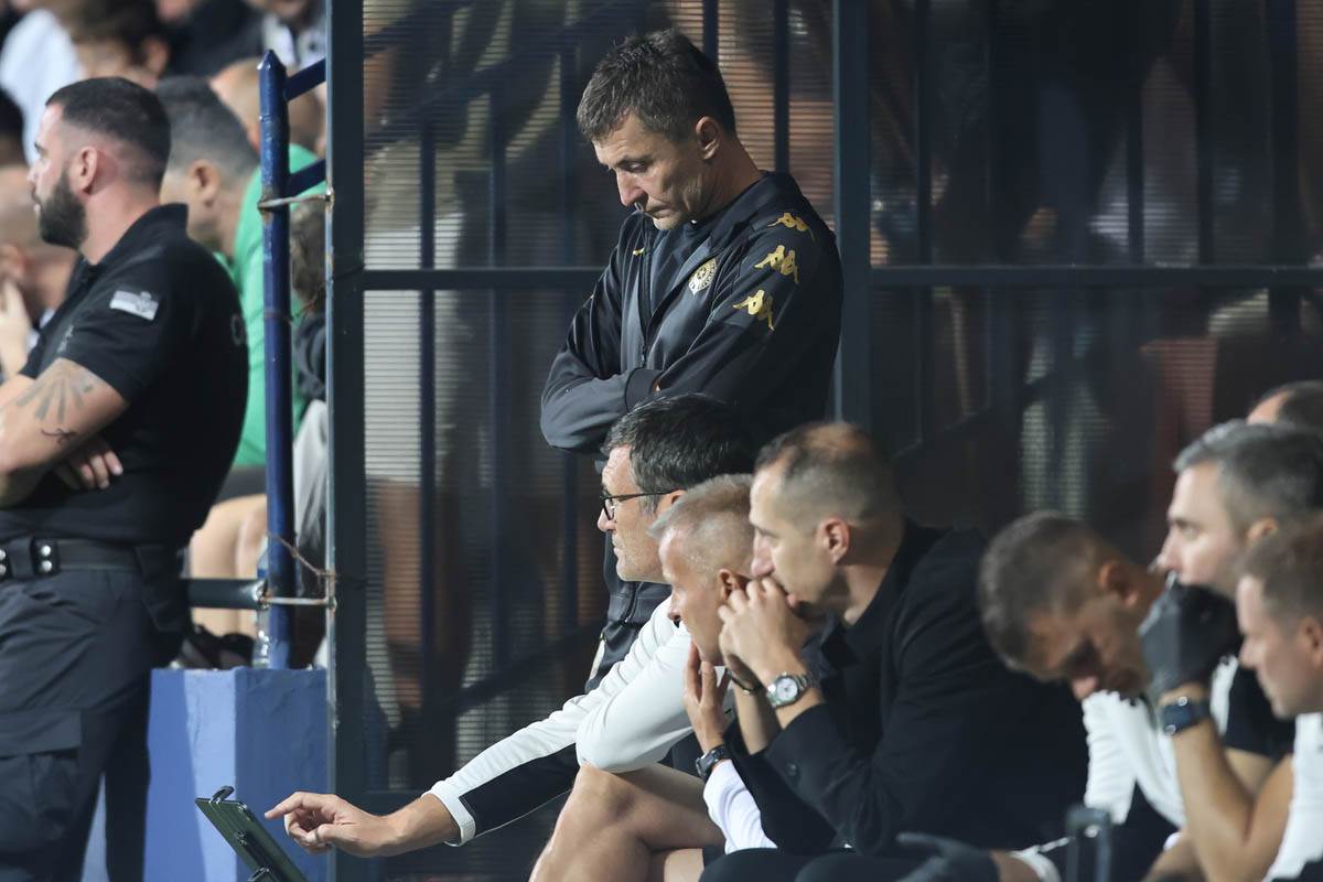  Partizanovom haosu nema kraja, 4:4 protiv Radnika: Saša Ilić zanijemio kraj aut-linije  