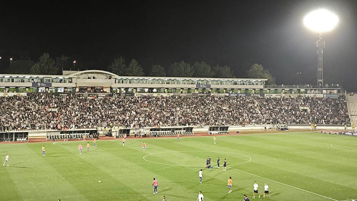  UEFA kaznila Partizan 