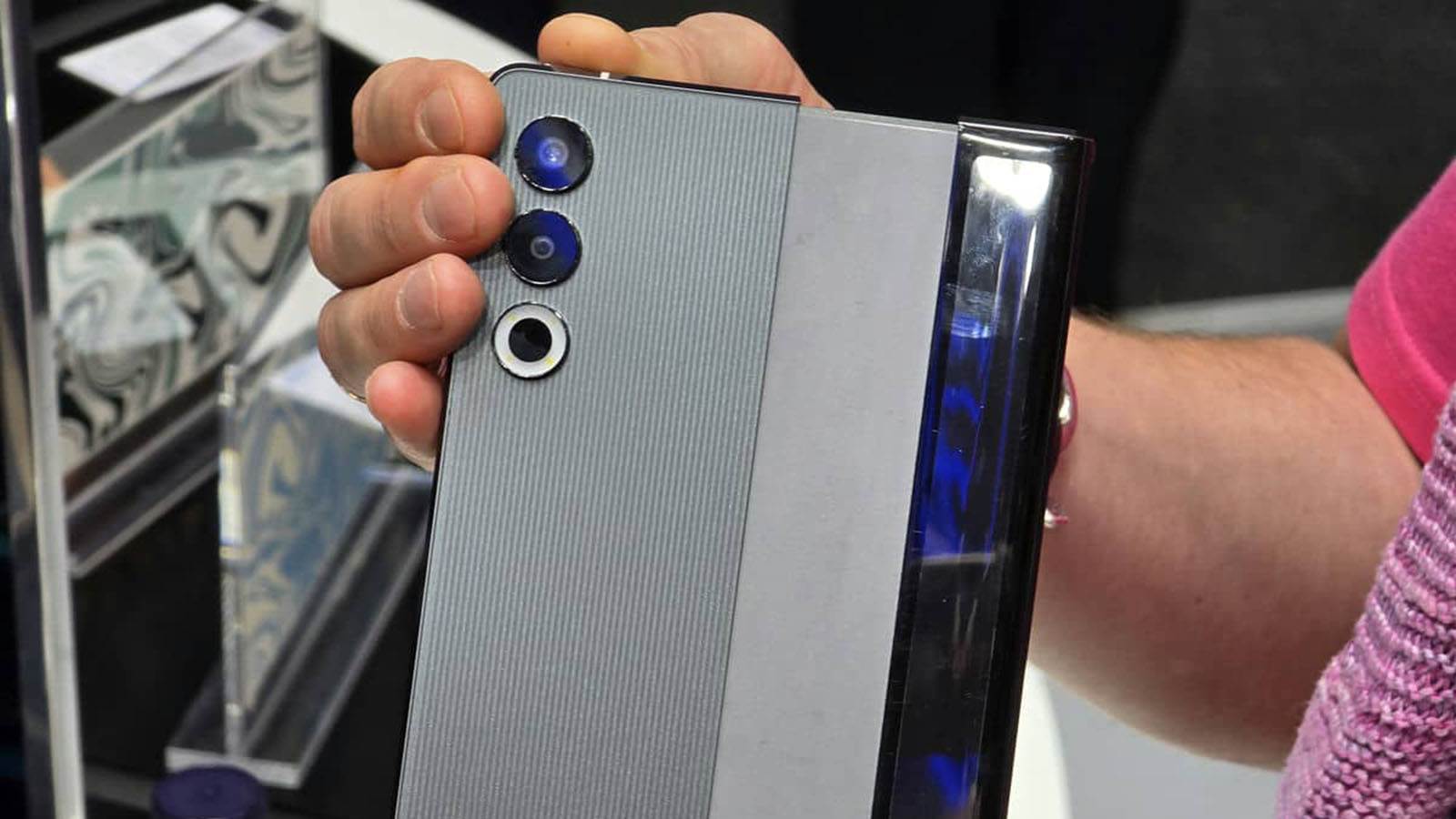  Honor sprema telefone kakve još nismo vidjeli: Baterija od 12.000 mAh i ekran koji se odmota 