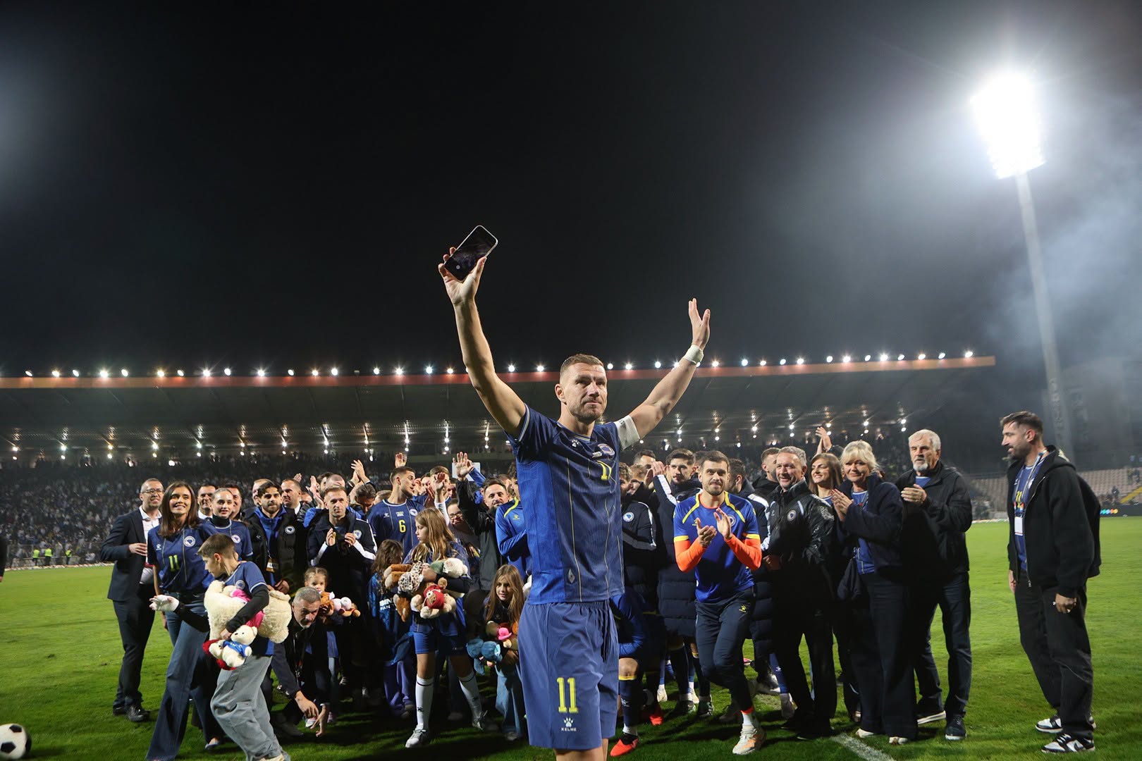  UEFA o Edinu Džeki 