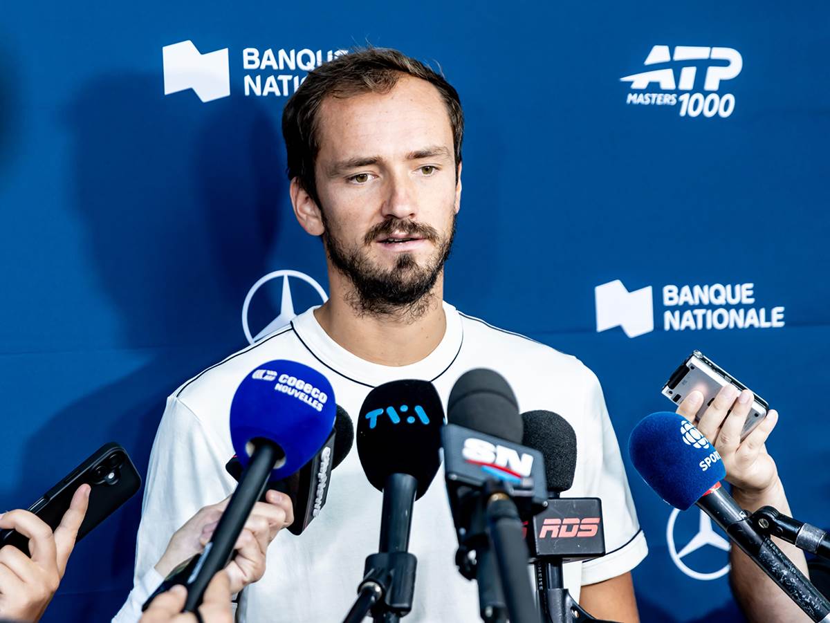  danil medvedev novak djokovic mi dao svoj avion 