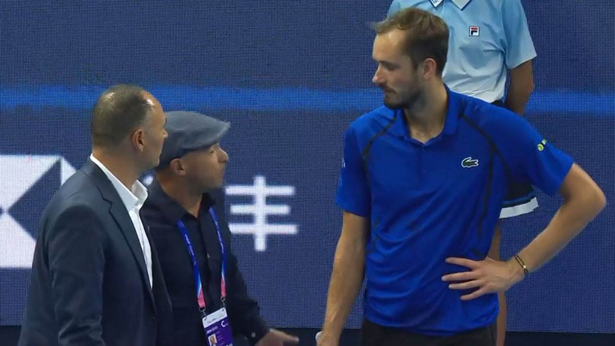  Danil Medvedev diskvalifikovan sa turnira u Pekingu 
