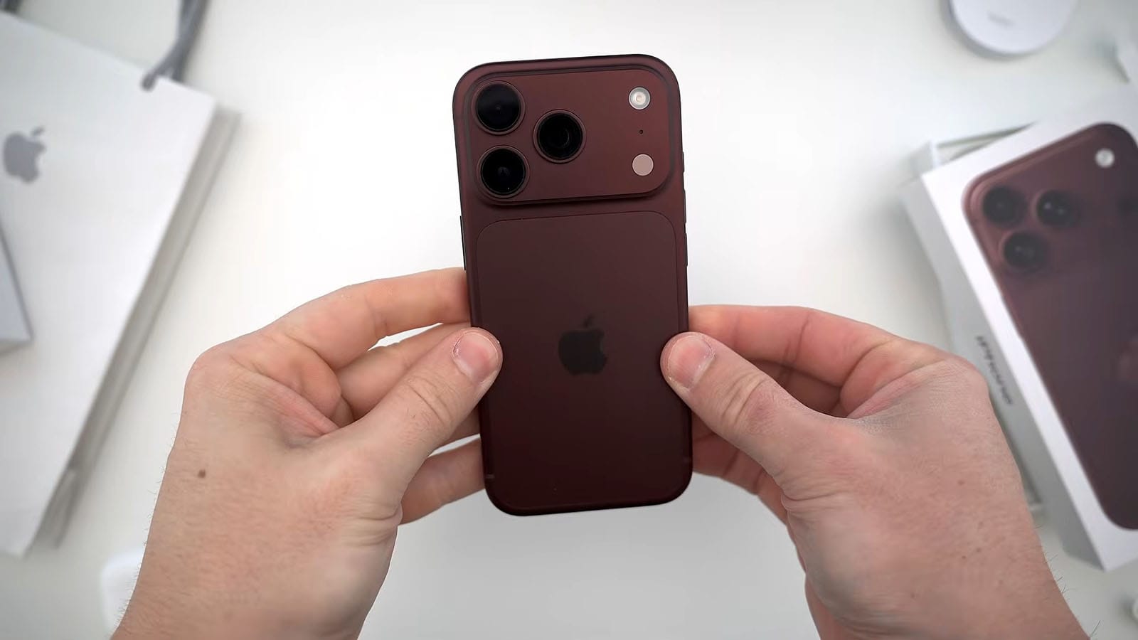 iPhone 18 Pro ima nov problem: Korisnici se žale da boja kucista blijedi 
