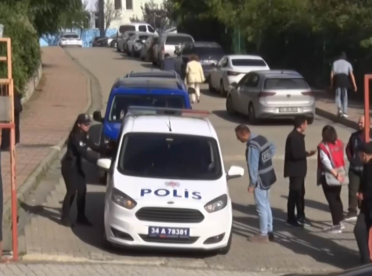  Učenica nožem izbola osam učenika u školi u Istanbulu 