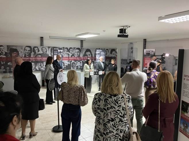  Donja Gradina: Otvorena izložba o stradanju logoraša na Starom sajmištu 