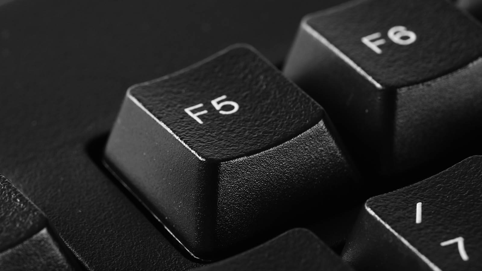  Čemu služe F tasteri na tastaturi 
