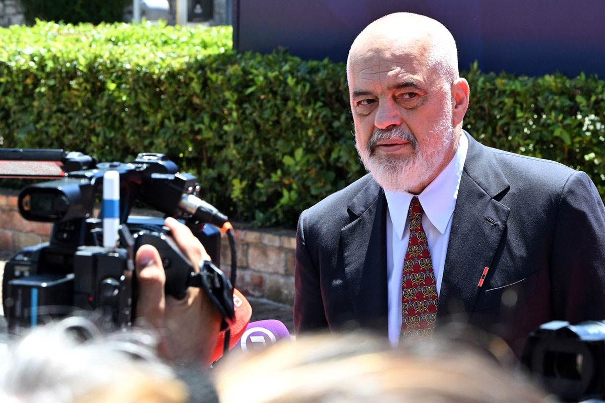  Edi Rama odbio da podnese ostavku: Protesti u Albaniji ugrožavaju put ka EU 