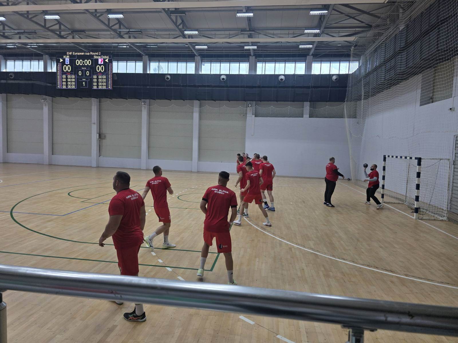  Igrači Rk Sloga Doboj Đorđe Bosić i Miloš Čekić poslije pobjede u Azerbejdžanu 