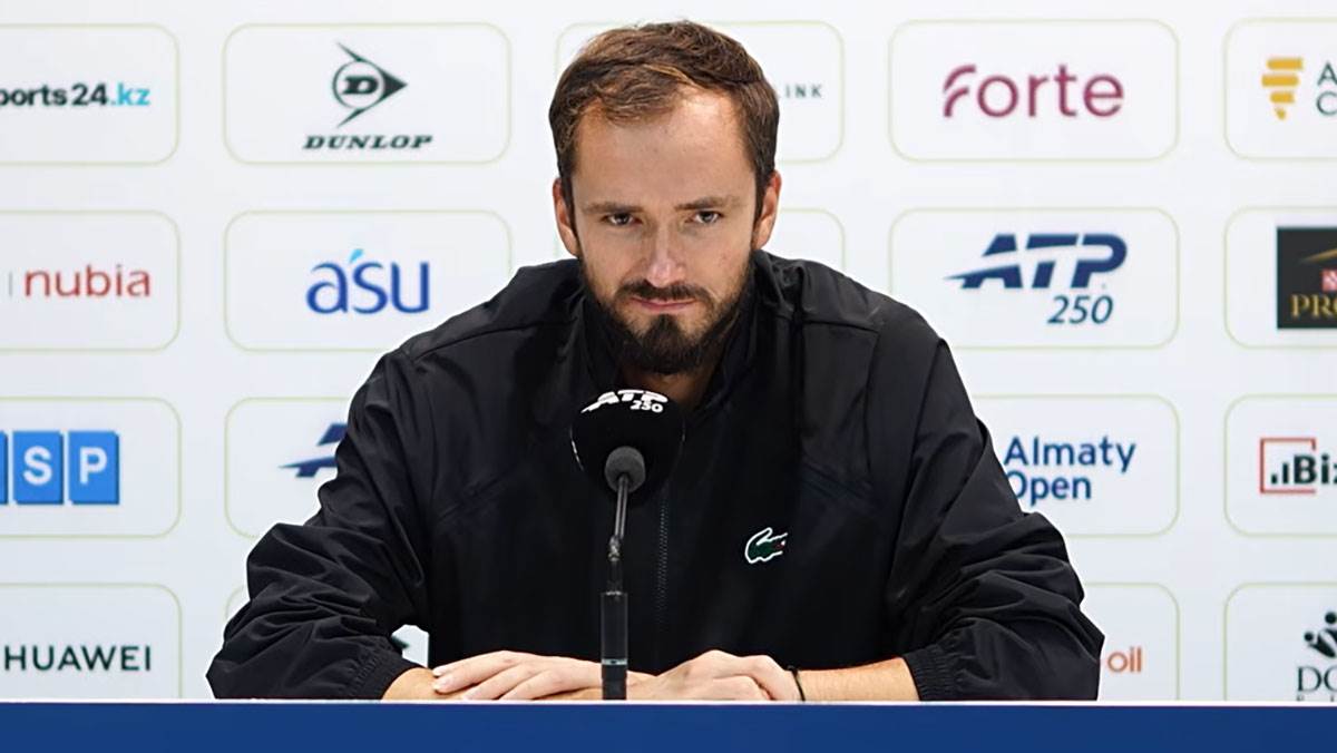  Medvedev o Zverevu 