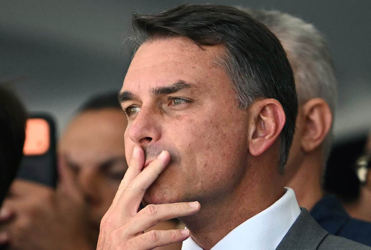  Istraga u Brazilu: Da li je Flavio Bolsonaro pobjegao nakon izbora 