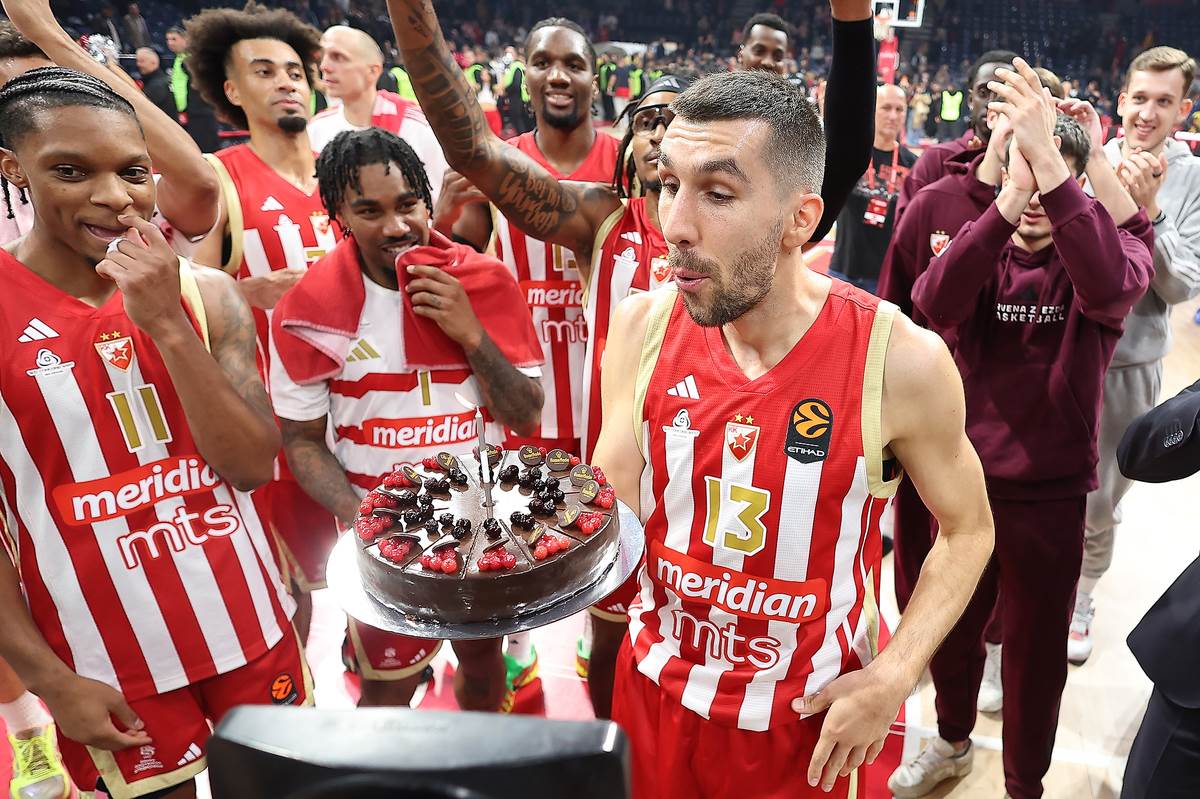  Ognjen Dobrić je pokazao i Ibonu Navaru zbog čega je srce i duša Crvene zvezde 