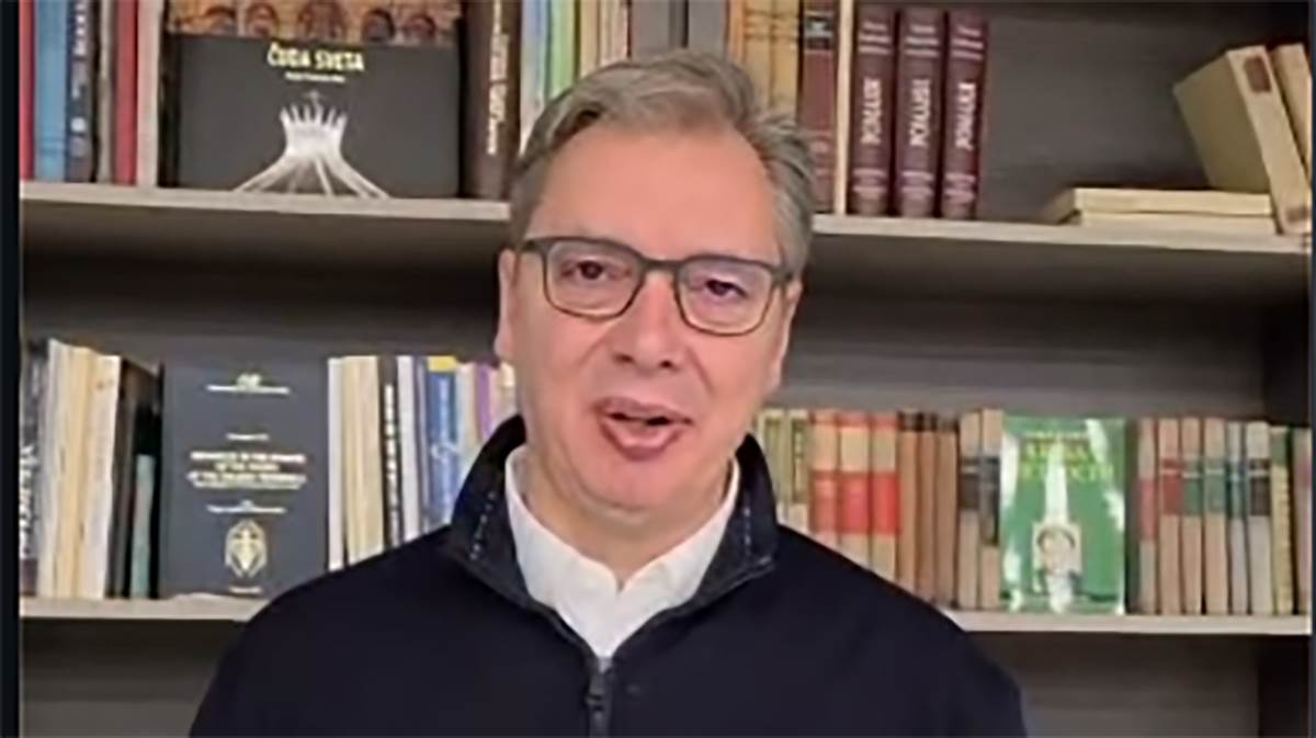  Aleksandar Vučić oglasio se video-porukom na Instagramu 