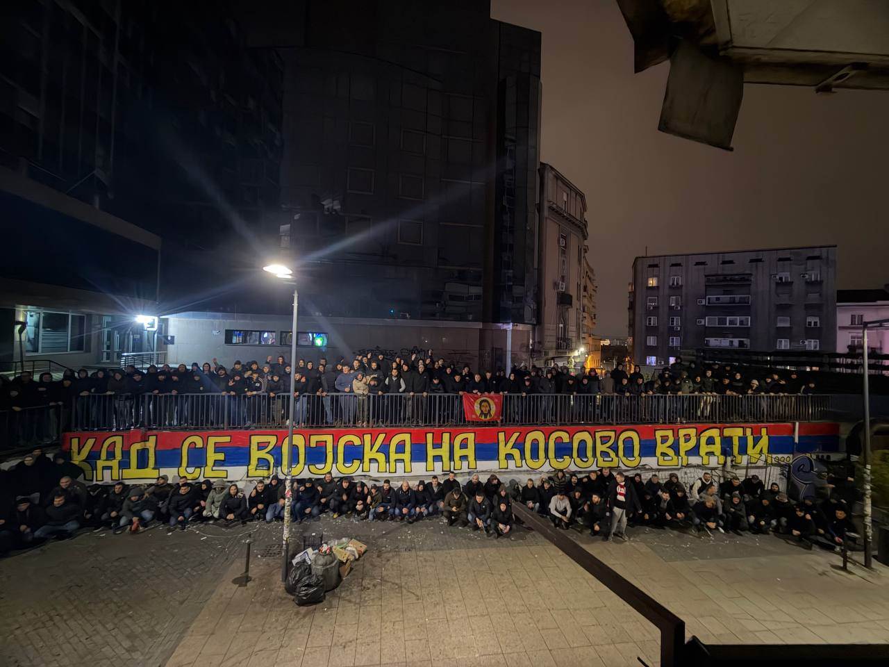  delije o grafitu kad se vojska na kosovo vrati 