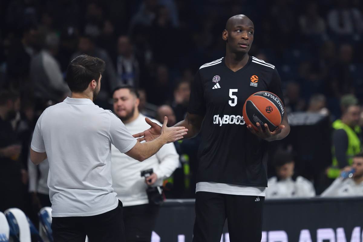  Bandža Si napustio Partizan  