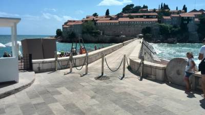  Sveti Stefan: Za noć i do 4,2 hiljade evra 