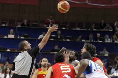  Meč za zlatnu medalju u Lilu između Španije i Litvanije sudiće srpski sudija Ilija Belošević 