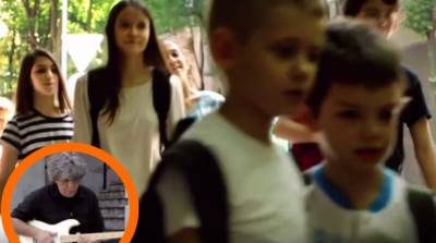  Koja i hor Čuperak: Neukusu treba reći NE 
