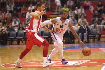  ABA liga 2015/16: Na pola puta 