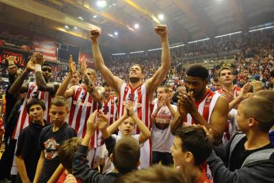 crvena zvezda pobijedila Bjaern i prošla u TOP 16 Evrolige 