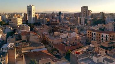  Jedan grad, a tri imena, dva jezika, dve vere 