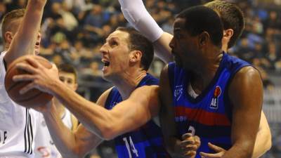  Ivan Radenovi promijenio 12 klubova u 9 država 