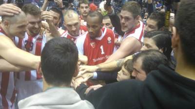  Fotka veceri Novak Deki Pantela i crveno beli 