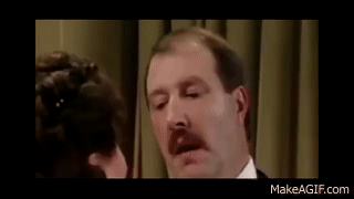  U seriji švalerčina, a privatno stidljivi gej! 