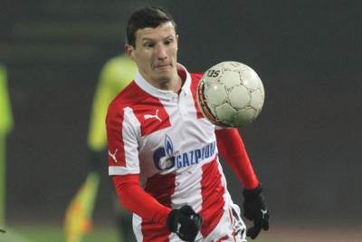  Slavoljub Srnić dobar i po lijevo i po desnom krilu 