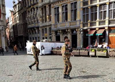  NAPAD U BELGIJI: Mačetom ranio dve policajke! 