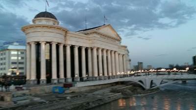  U Skoplju preko noći nikli spomenici Albancima 