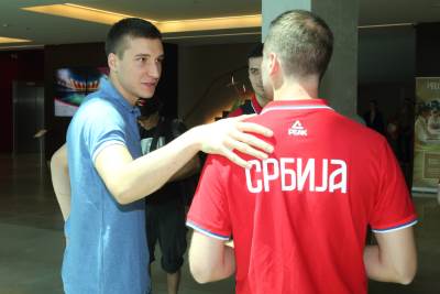  Bogdan-Bogdanovic-o-Sakramento-Kingsima 
