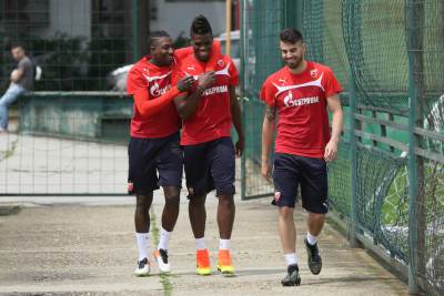  Kanga i Fibel pojačanja Crvene zvezde 