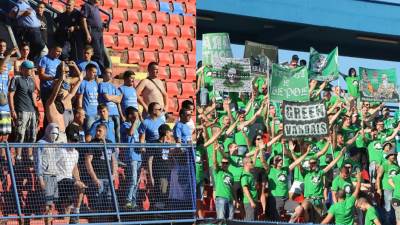  Navijači Radnika i Beroa na Gradskom stadionu 