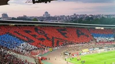  Koreografija Delija UEFA i albanska zastava 