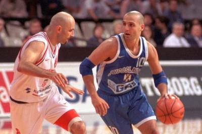  Sasa-Djordjevic-52.-rodjendan-cestitka-FIBA 
