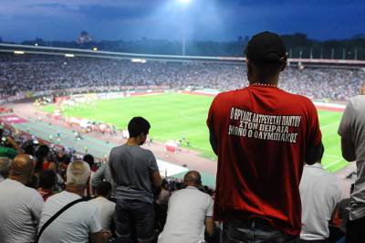  Crvena zvezda sa navijačima napada CSKA! 